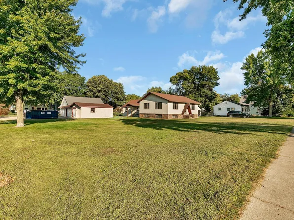 626 S Holcombe Ave, Litchfield, MN 55355