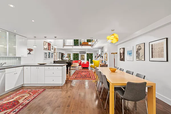 Sold by Compass | media 3