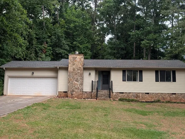 5015 Haley Ct, Lilburn, GA 30047