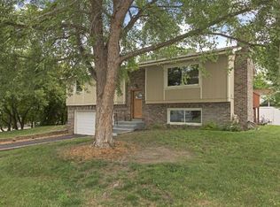 1595 Bender Rd, Chaska, MN 55318