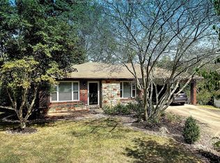 911 Alynwood Cir, Charleston, WV 25314