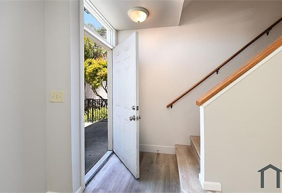5th image of 2716 Adeline St Unit A