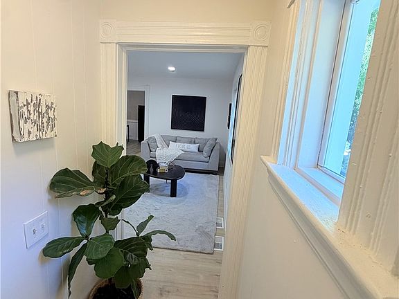 3rd image of 498-500 Columbia Ave