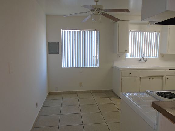 5th image of 10716 Orange Grove Ave #11