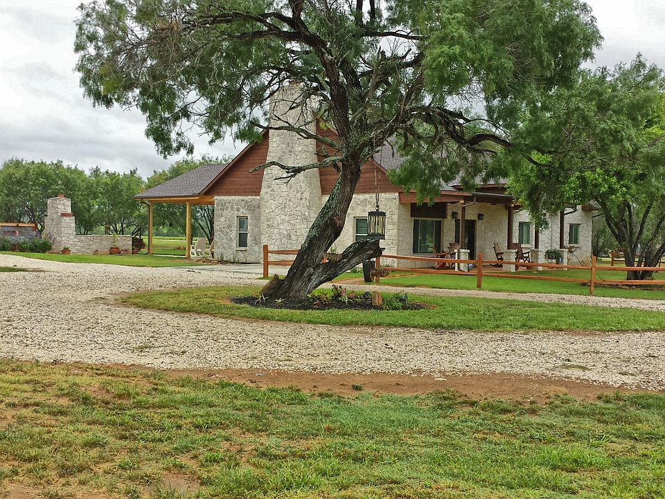 1st image of 13120 E Loop 1604 S