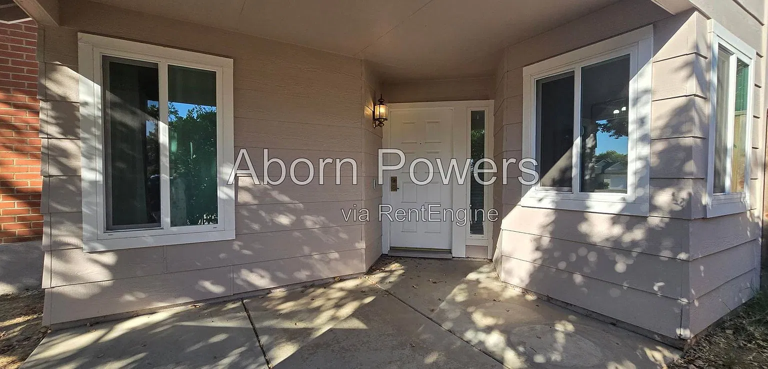 3 bed, 2.0 bath, 1219 sqft, $2,495 — Photo 1