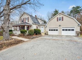 99 Lebanon Hill Rd, Southbridge, MA 01550