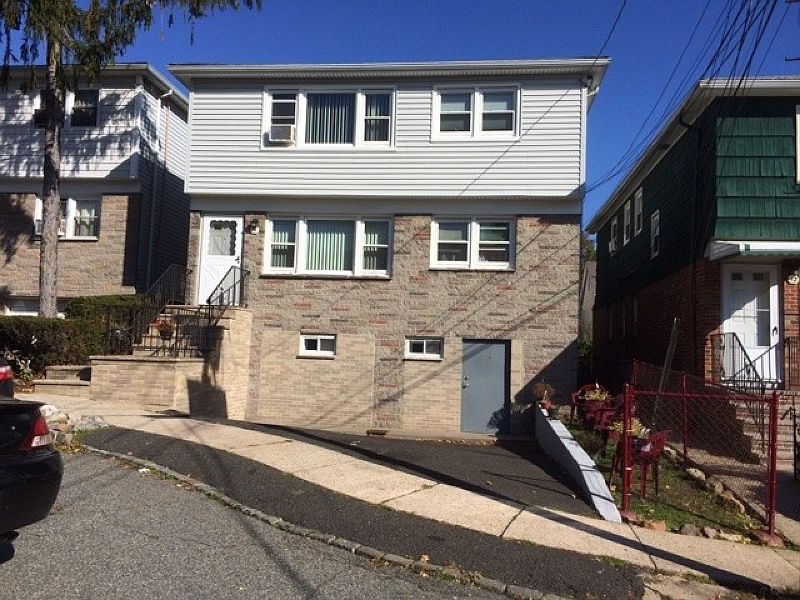 1st image of 14 Gifford Pl
