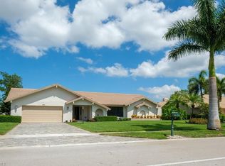 1262 Kings Way, Naples, FL 34104