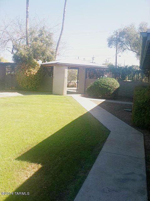 1st image of 3029 E Blacklidge Dr #11