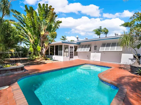 20430 Marlin Rd, Cutler Bay, FL 33189