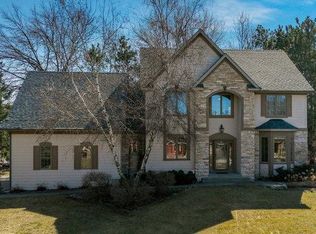 9291 Pinehurst Rd, Woodbury, MN 55125