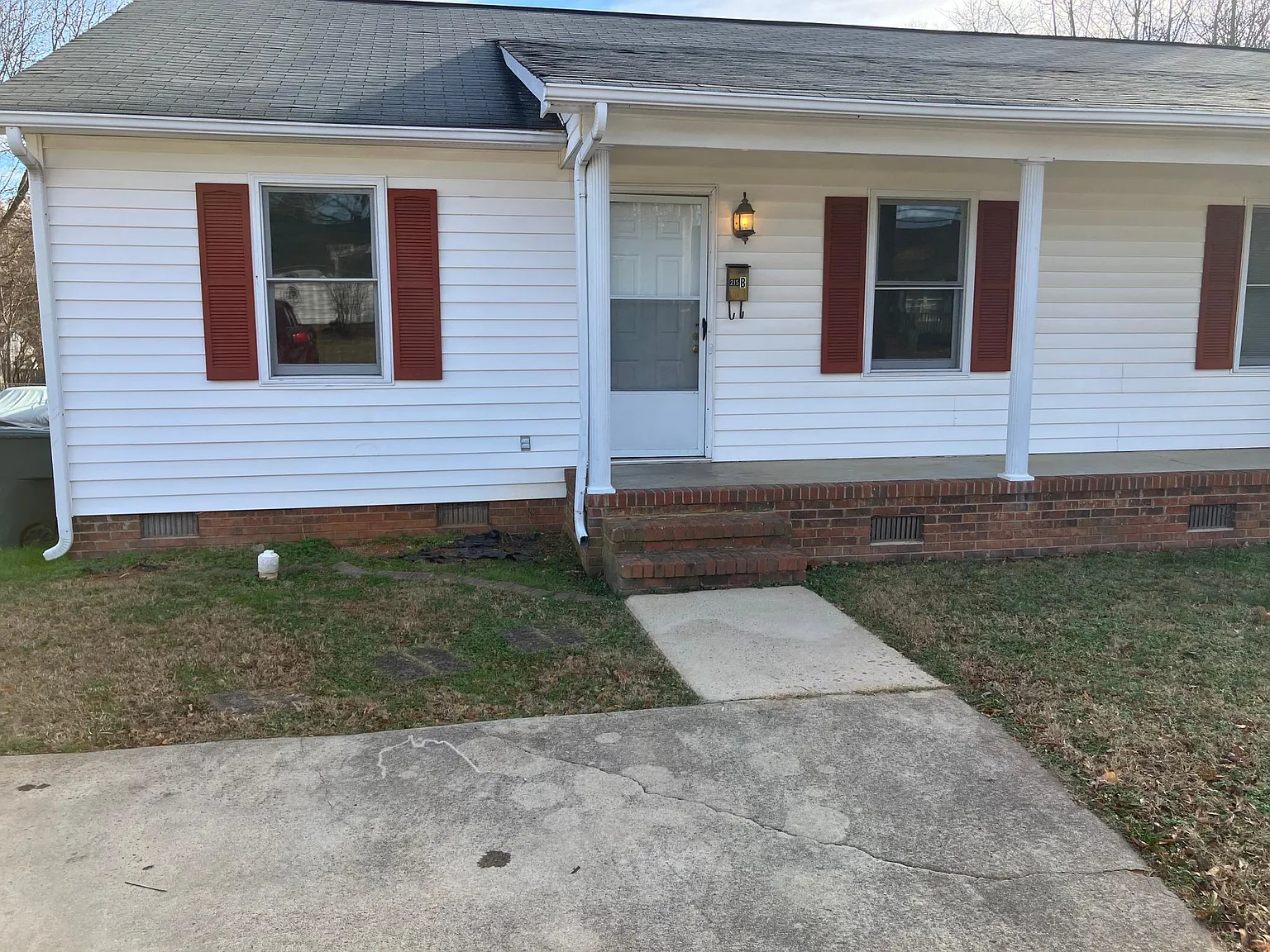 2 bed, 980 sqft, $1,000 — Photo 1