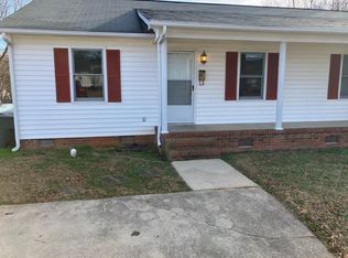 215B N Marshall St, Graham, NC 27253
