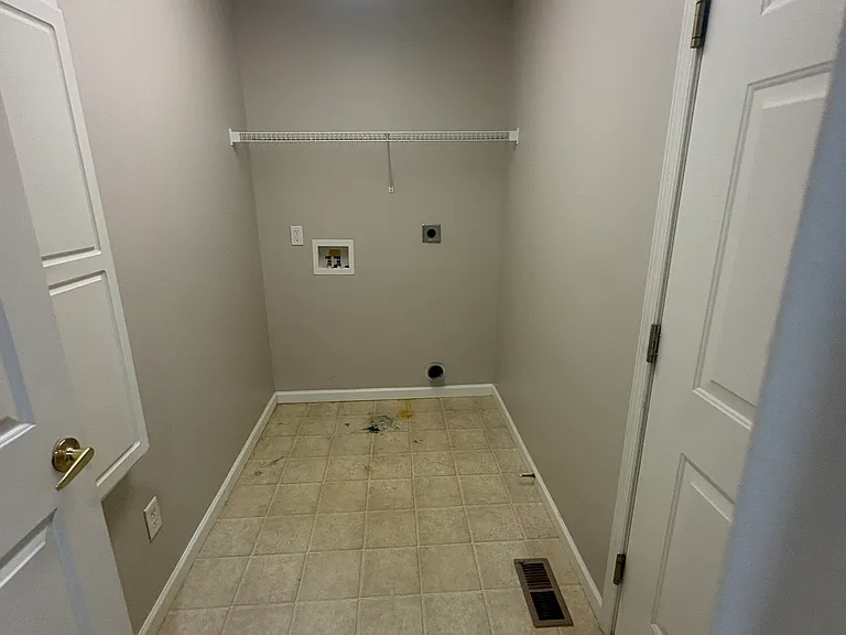3839 Taft Ave — Photo 23