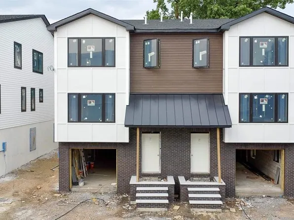 138-140 Weigands Lane image 1 of 11