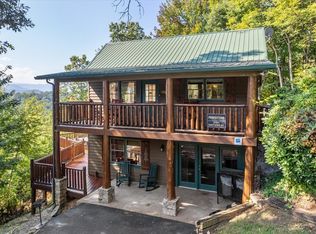 2104 E View Dr, Sevierville, TN 37876