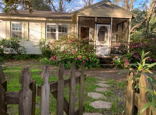 936 NE 7th Pl, Gainesville, FL 32601