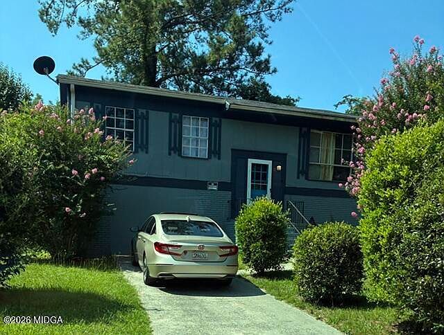 1st image of 3563 Windsor Cir