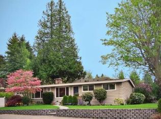 12002 38th Ave NE, Seattle, WA 98125