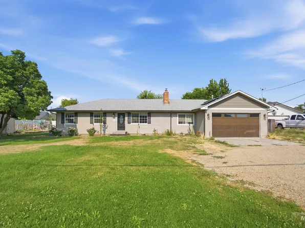1205 Chicago St, Nampa, ID 83686