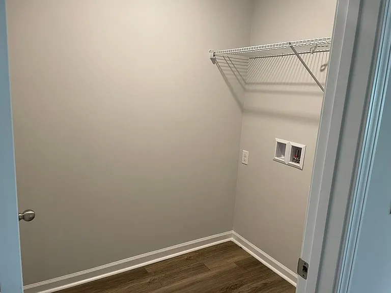 273 Ashland Dr SW — Photo 16