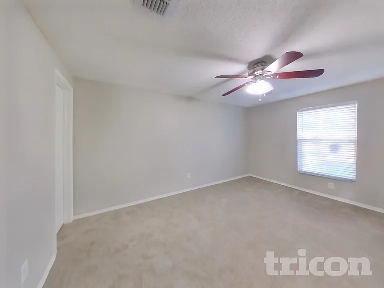 1641 Rhonda Dr — Photo 7