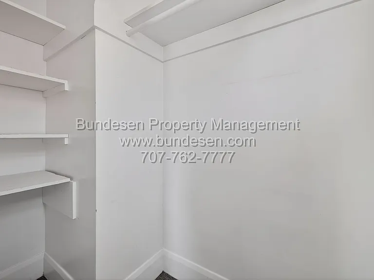 612 Petaluma Blvd S — Photo 20