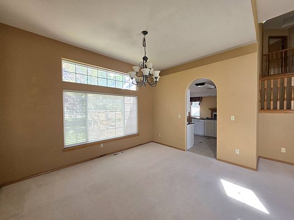 4th image of 2918 S Ledbetter Pl