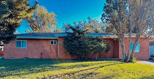 439 Marian Dr Photo 1