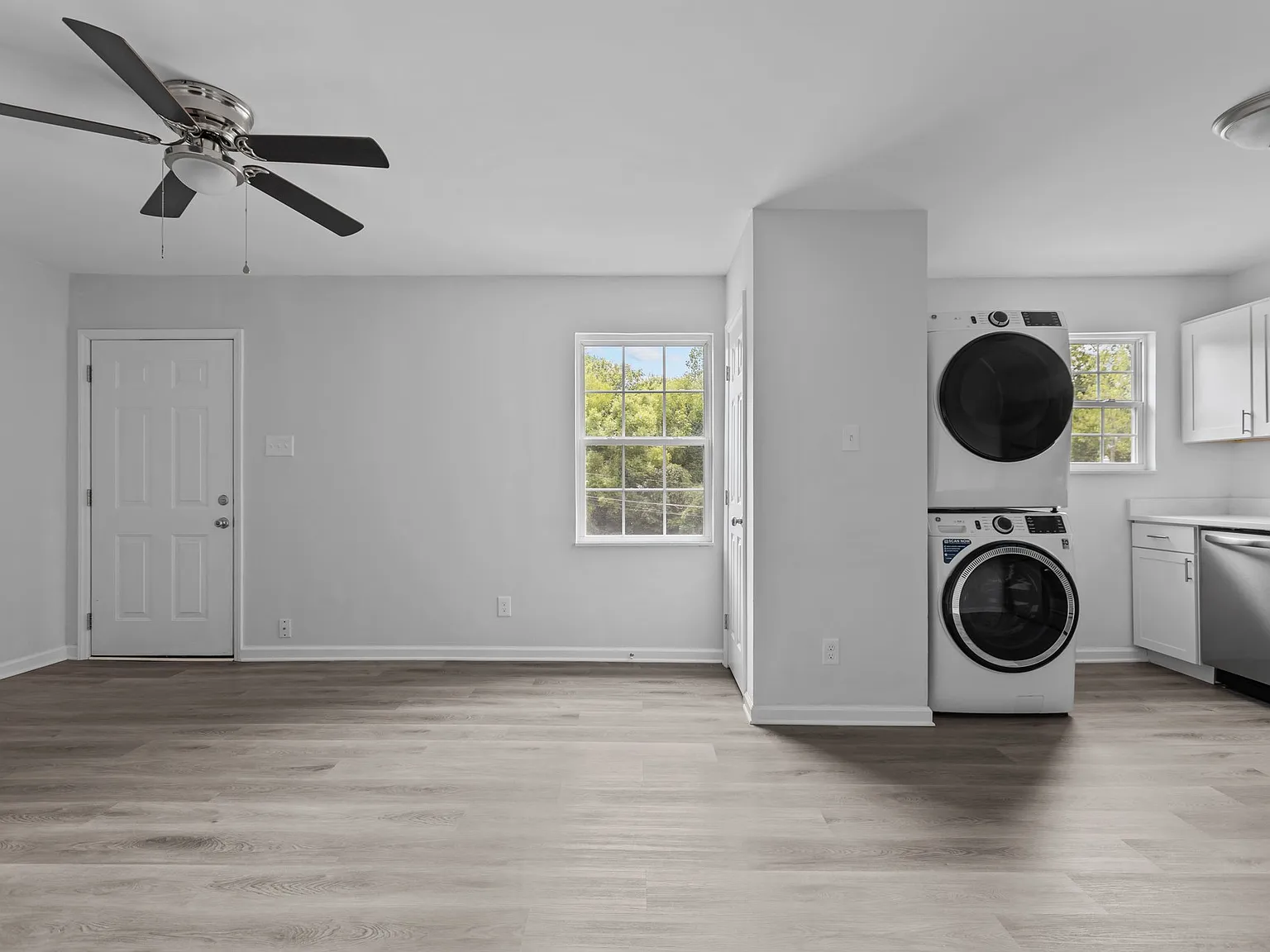 2 bed, 750 sqft, $1,125 — Photo 2