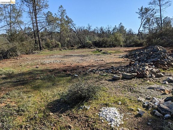 5th image of 4095 Green Valley Rd