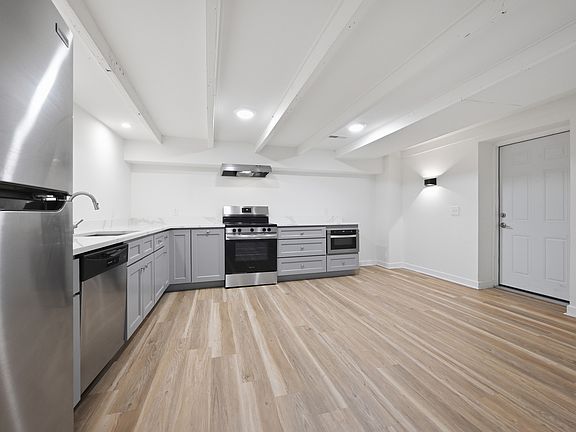2nd image of 793 Penns Park Rd #B
