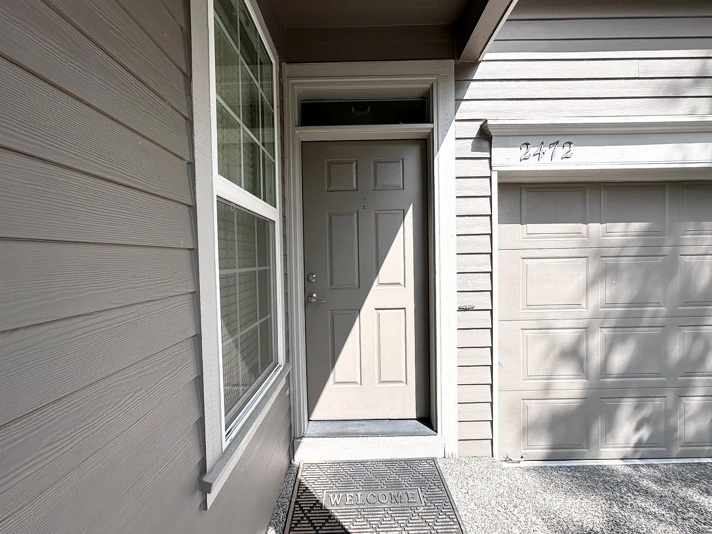 Beautiful 3-Bedroom Bethany Home with Office, A/C & Private Fenced Yard! — Photo 4