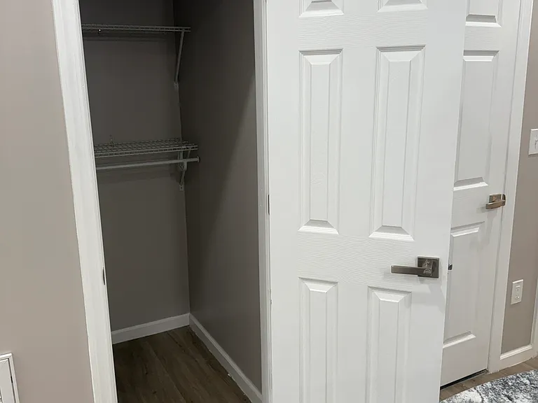 71 E Van Ness Ave #1 — Photo 6