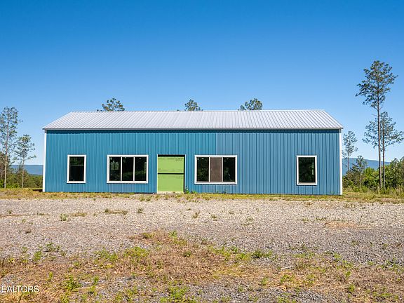 3rd image of 2180 County Road 750