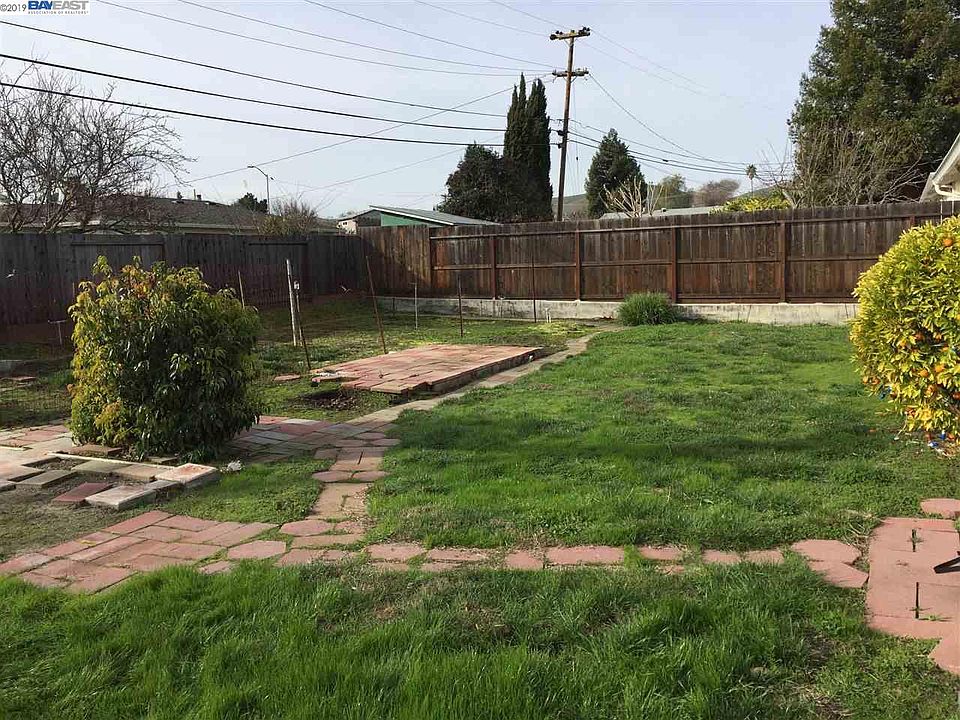 2nd image of 8368 Davona Dr