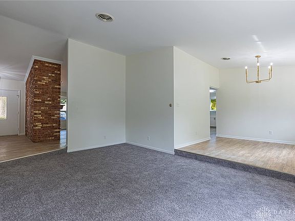 3rd image of 2336 Acme Ct