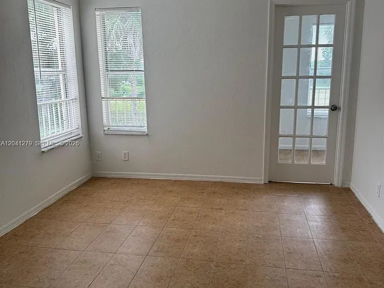 3400 Pinewalk Dr N #924 — Photo 3