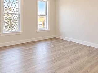 392 S 5th St APT 19, Brooklyn, NY 11211