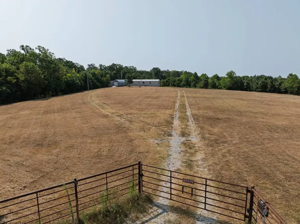 65175 E 160th Rd, Wyandotte, OK 74370