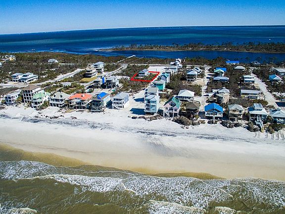 3rd image of 137 Catamaran Dr