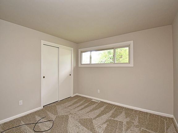 4th image of 7910 Mitchell Farm Ln