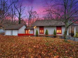 2517 Essex Dr, Kingsport, TN 37660