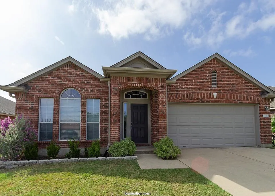 936 Whitewing Ln