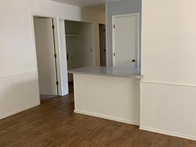 1015 Sugarloaf Dr — Photo 2