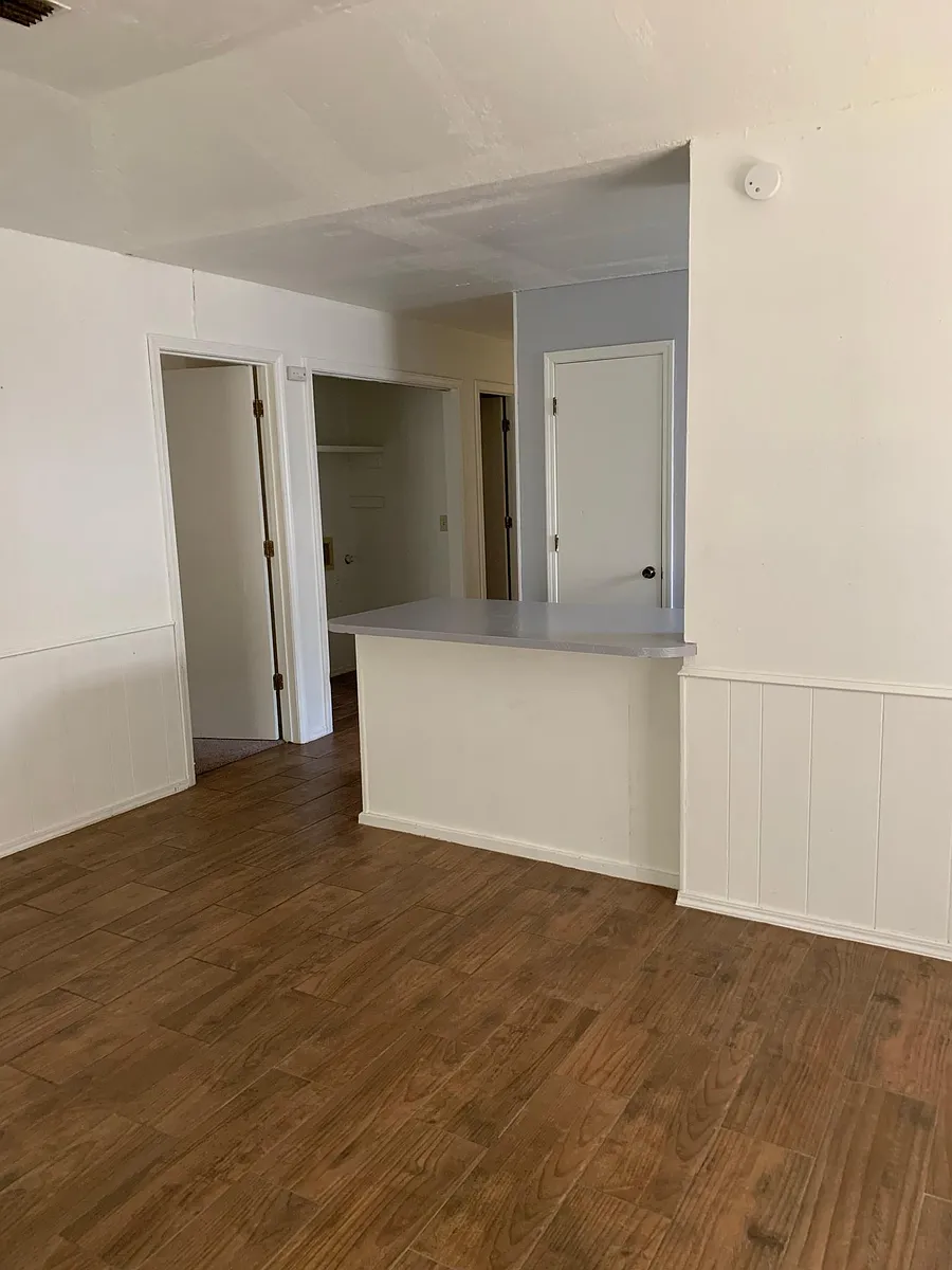 Building Photo - 1015 Sugarloaf Dr
