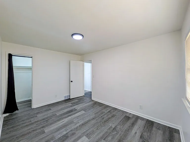 2705 Canterbury Ln #2705 — Photo 10