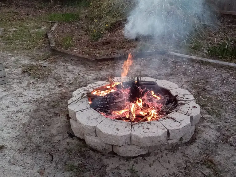 Back yard Fire Pit for s'mores.