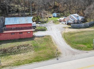 5618 S Bus Highway 71 Ln #71, Pineville, MO 64856